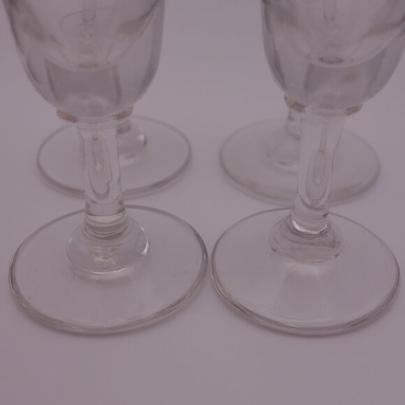 Set of Four(4) Grapevine Pattern Small Delicate Glasses - Picture 2 of 16